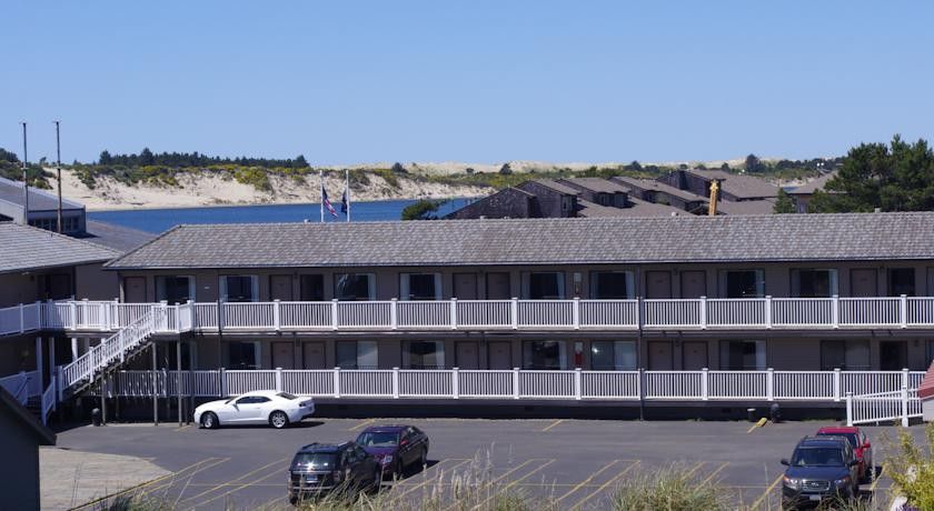 River House Inn, A Baymont By Wyndham Florence Exteriör bild